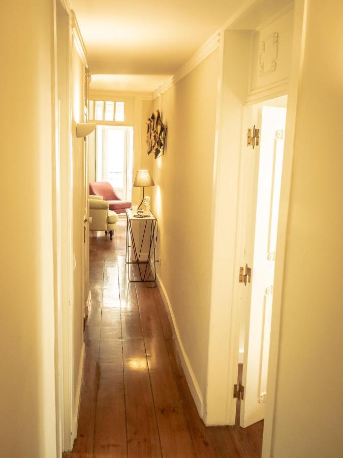Sao Lazaro Appartment By Demsimmo Lisbon Bagian luar foto